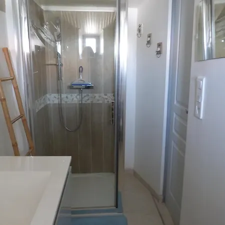 Maison Renovee Proche Pour 5 Personnes Avec Jardin A - Fr-1-823-86 بيت للعطل